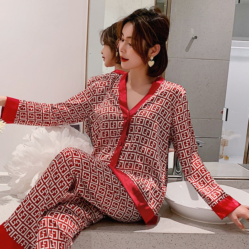 Silk Pajamas Women&#39;s Long Sleeve Trousers Two Piece Ice Silk Pajamas Fashion Silk Ladies Loose Casual Luxury Ladies Homewear