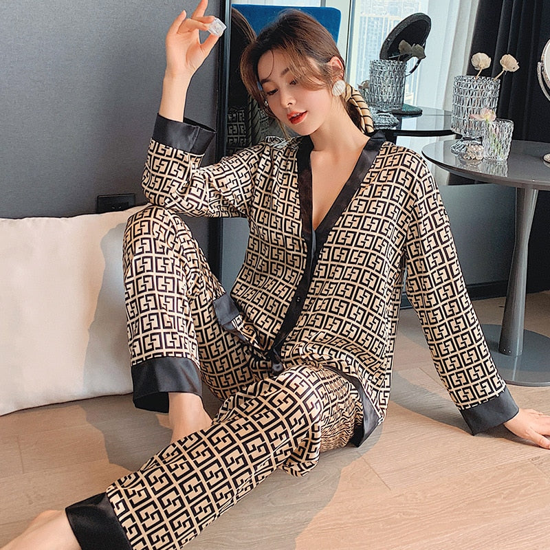 Silk Pajamas Women&#39;s Long Sleeve Trousers Two Piece Ice Silk Pajamas Fashion Silk Ladies Loose Casual Luxury Ladies Homewear