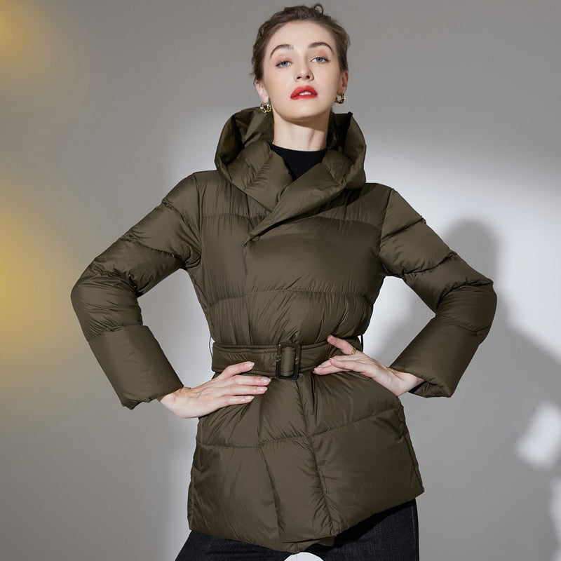 2022 Winter Women&#39;s Down Jackets Ultra Light Warm Casual Coat Female Puffer Jacket With a Belt Plus Size Hooded Parka Overcoat